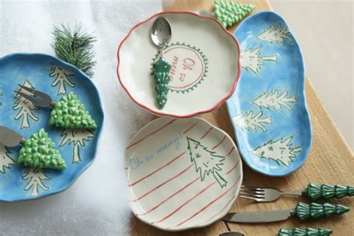 Does cold porcelain break easily?