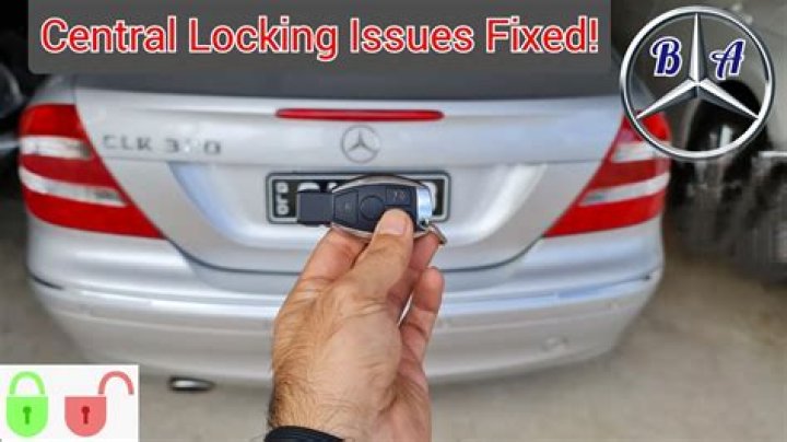 How do you reset the central locking on a Ford Transit?