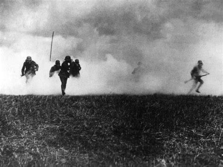 How was poison gas used in World War 1?